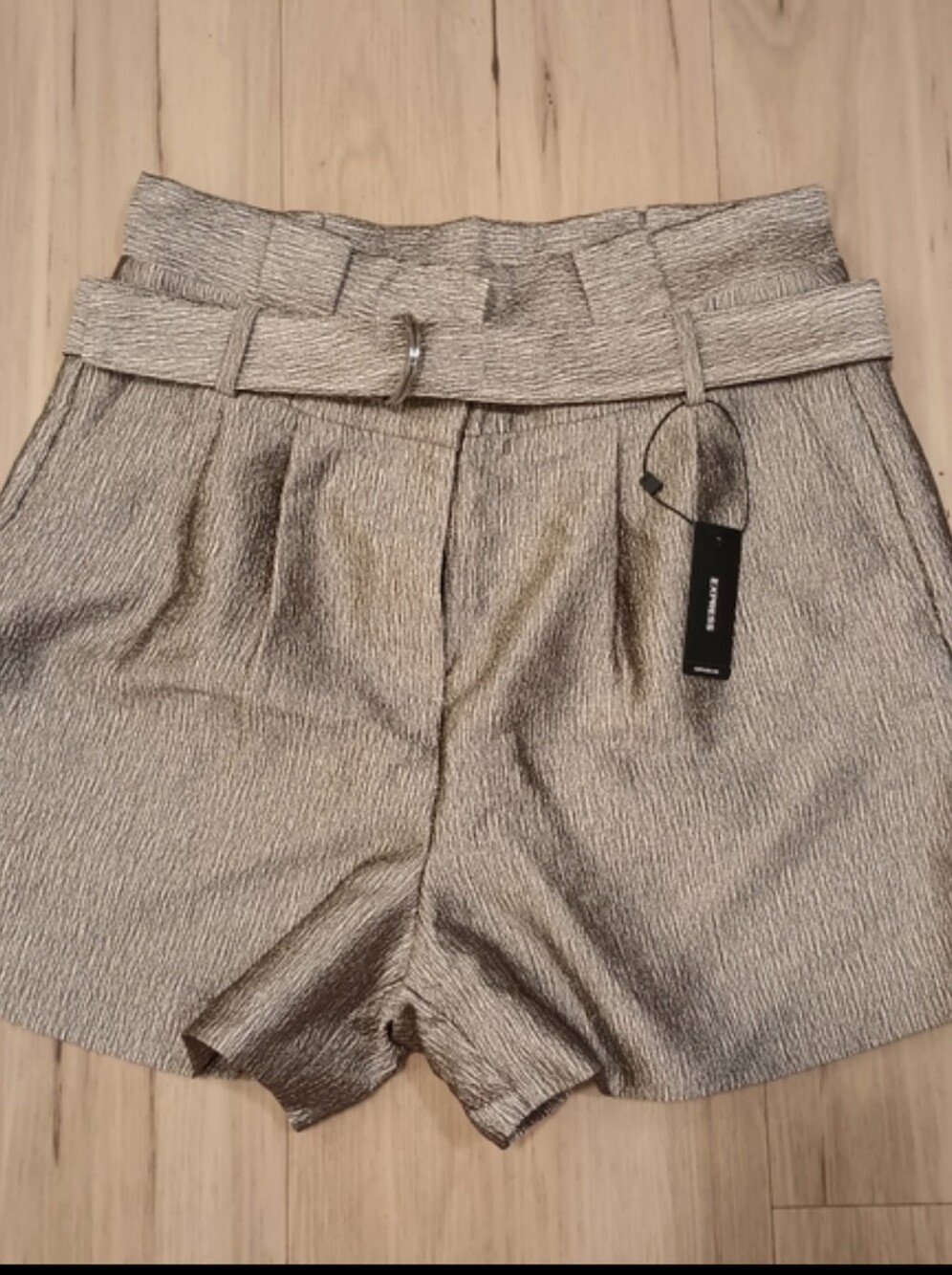 Express Metallic paper bag shorts - Picture 8 of 8